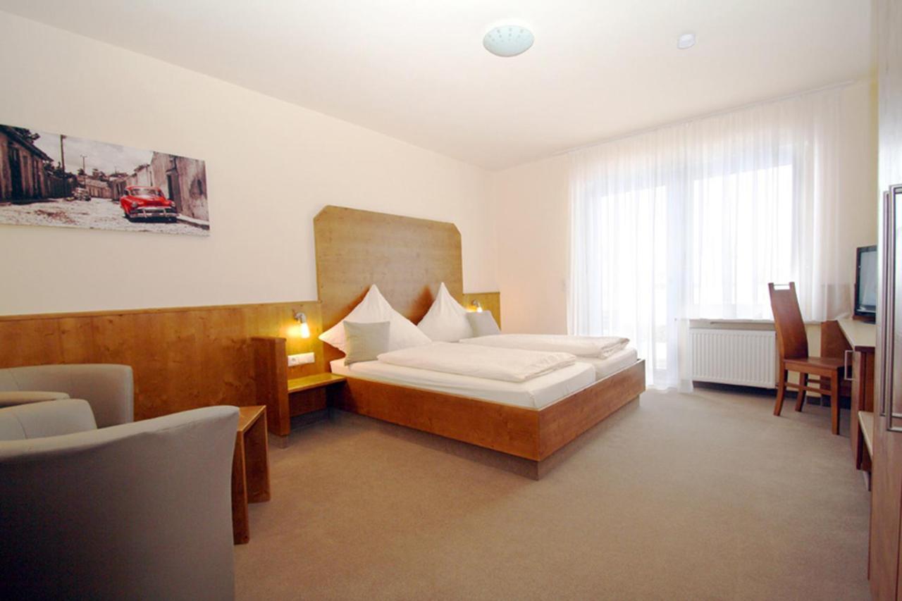 Hotel-Restaurant Gasthaus Bonimeier Niedergottsau Екстериор снимка