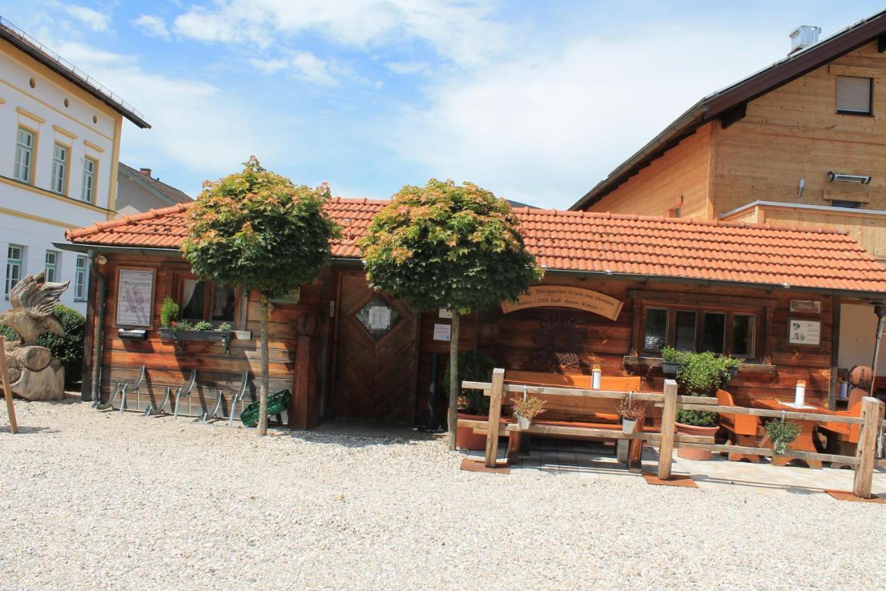Hotel-Restaurant Gasthaus Bonimeier Niedergottsau Екстериор снимка